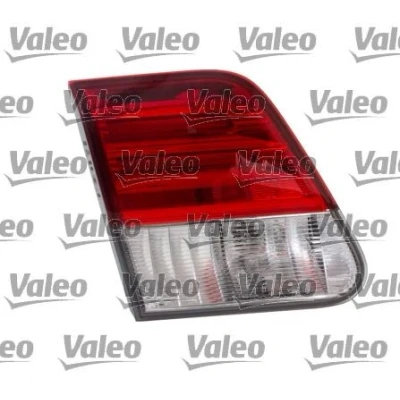 Bilde av VALEO ORIGINAL PART 044907 Baklykter venstre indre del med lyspære pæreholder TOYOTA: Avensis III Stasjonsvogn