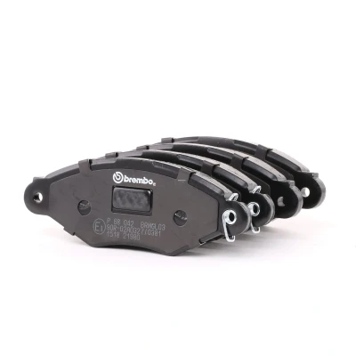 Bilde av BREMBO P 68 042 Bremseklosser inkl. slitasjevarselkontakt med bremsecaliperskruer uten tilbehør RENAULT: Kangoo I, I Express