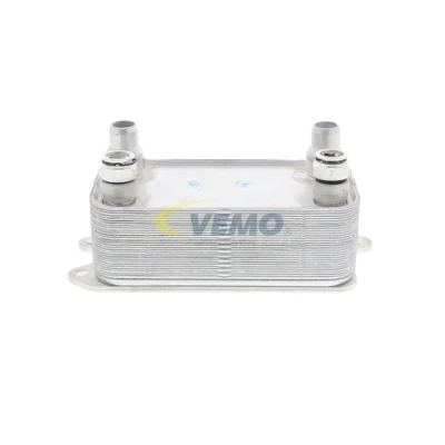 Bilde av VEMO V30 60 1316 Oljekjøler Original Quality MERCEDES BENZ: E Klasse T modell, C Sedan, Coupé