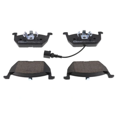 Bilde av VAICO Bremseklosser Q+, original equipment manufacturer quality framaksel inkl. slitasjevarselkontakt V10 4498 VOLKSWAGEN: Golf 7, 7 Variant