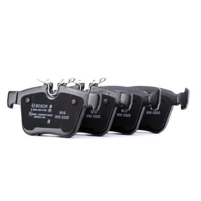 Bilde av BOSCH 0 986 494 819 Bremseklosser Low Metallic med antihyle blikk VOLVO: V90 II Stasjonsvogn, XC90 II, JAGUAR: F Pace, I POLESTAR: Polestar 2