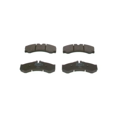 Bilde av BOSCH 0 986 424 832 Bremseklosser Low Metallic med antihyle blikk MERCEDES BENZ: Sprinter 3 T Minibuss, 5 Flatvogn lastebil/Chassis