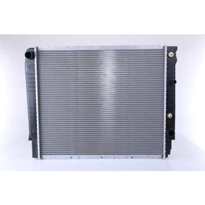 Bilde av NISSENS 65542A Radiator Aluminium 590 498 32 Kjøleribber loddet VOLVO: 940 II Stasjonsvogn, I Sedan