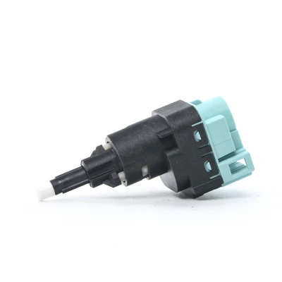 Bilde av MEYLE 114 890 0013 bremselysbryter manuell (fotdrift) 4 ORIGINAL Quality AUDI: A4 B7 Avant, B6 Sedan, Avant