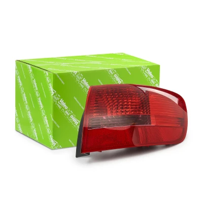 Bilde av VALEO 043326 Baklykter ORIGINAL PART høyre ytre del med lyspære pæreholder AUDI: A6 C6 Avant, Allroad